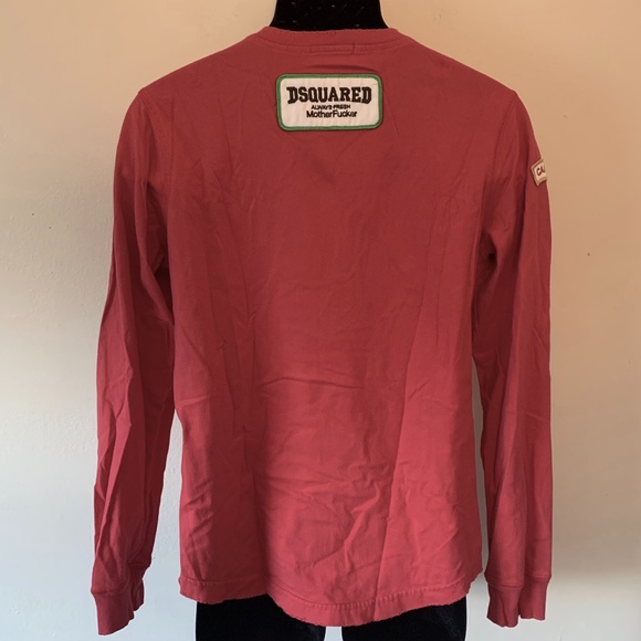 D Squared V Neck Long Sleeve T Shirt Medium Purposefully distressed HOST PICK - Picture 3 of 4